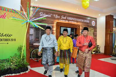 Tingkatkan Ekonomi Desa, H Sukarmis Hibahkan Tanah Untuk Desa Gunung Kesiangan